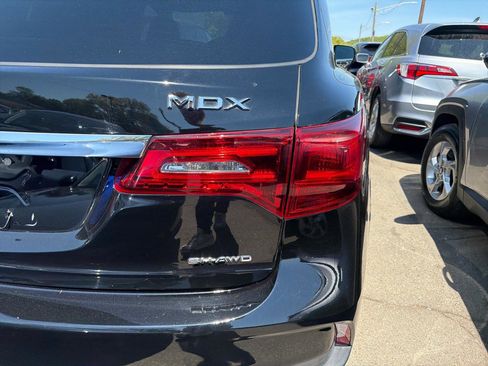 Used 2017 Acura MDX SH-AWD image 8