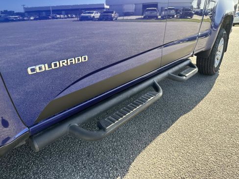 Used 2017 Chevrolet Colorado LT image 12
