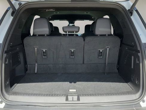 Used 2026 Chevrolet Traverse LT image 16