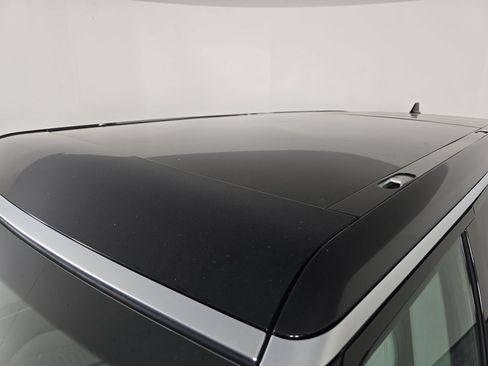 Used 2023 Rivian R1S Launch Edition AWD/4WD image 13