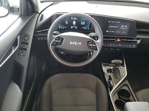 Used 2026 Kia Niro LX FWD image 13