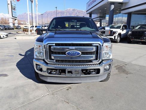 Used 2011 Ford F250 Lariat w/ Chrome Pkg image 9