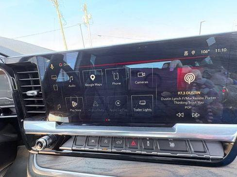 Used 2025 GMC Sierra 1500 SLT AWD/4WD image 29