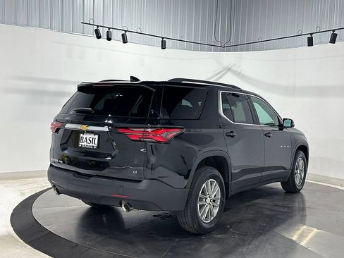 Used 2023 Chevrolet Traverse LT AWD/4WD image 11