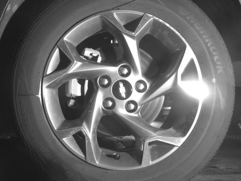 Used 2025 Chevrolet Trax LT FWD image 12