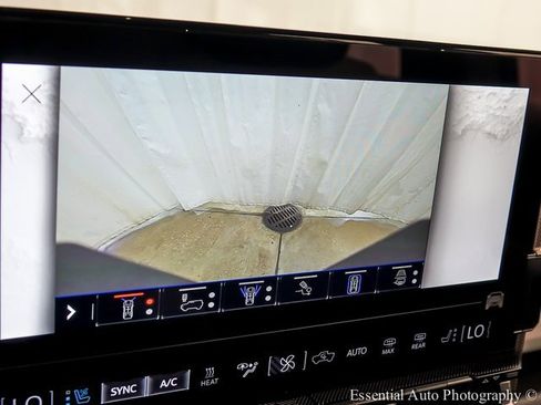 New 2025 GMC Hummer EV 3X w/ LPO, Cargo Utility Package image 16