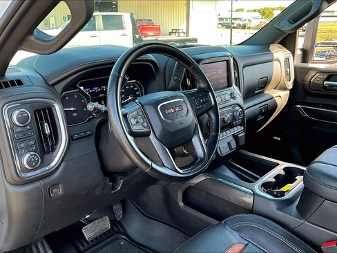 Used 2023 GMC Sierra 2500 AT4 w/ AT4 Premium Plus Package image 13