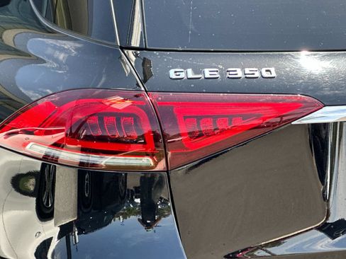 Used 2021 Mercedes-Benz GLE 350 4MATIC image 33