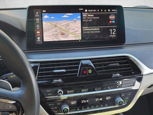 Used 2022 BMW 530i w/ M Sport Package image 18