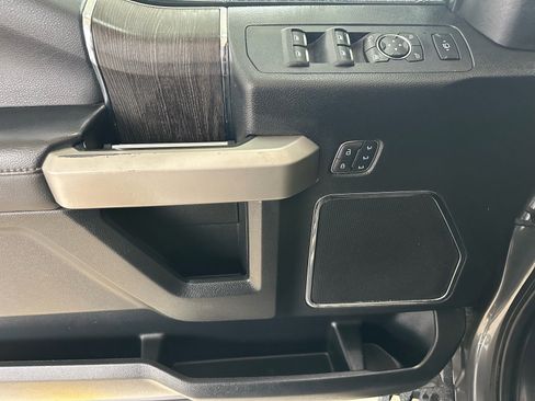 Certified 2021 Ford F250 Lariat w/ Tremor Off-Road Package image 21