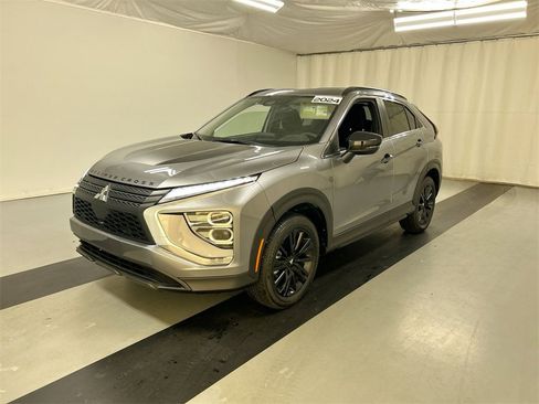 Used 2024 Mitsubishi Eclipse Cross Black Edition image 5