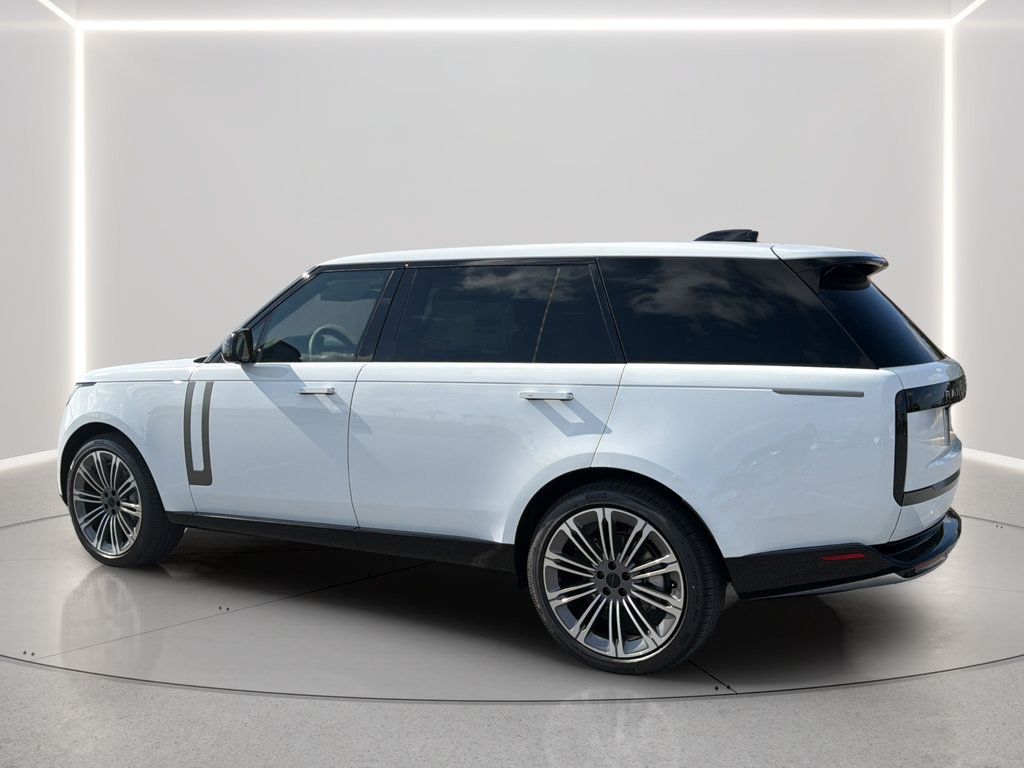 New 2026 Land Rover Range Rover Long Wheelbase SE AWD/4WD image 14