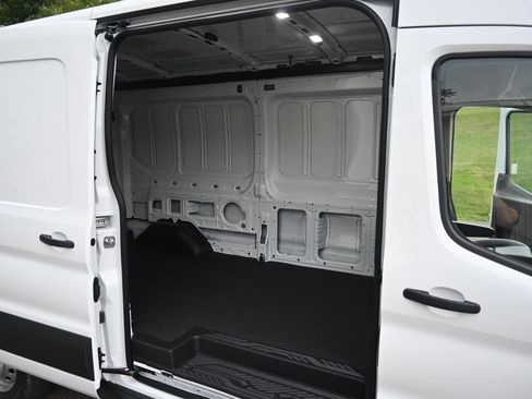 New 2026 Ford Transit 250 148 Medium Roof Extended AWD image 20