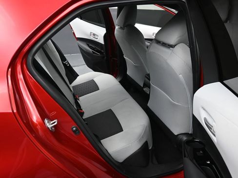 Certified 2025 Toyota Corolla SE FWD image 28