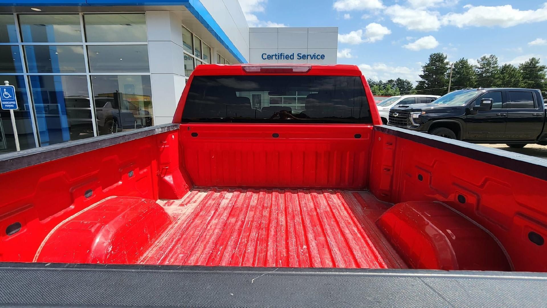 Used 2019 Chevrolet Silverado 1500 LT w/ All-Star Edition AWD/4WD image 6