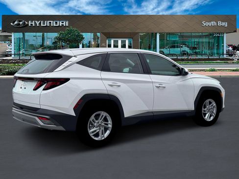 New 2026 Hyundai Tucson SE FWD image 8