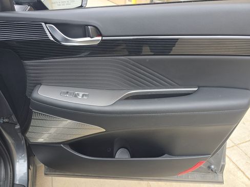 Used 2024 Hyundai Palisade Calligraphy image 29