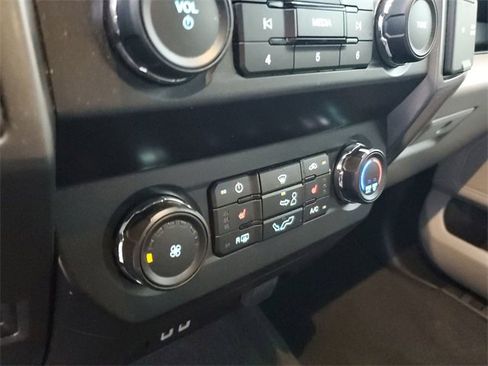 Used 2020 Ford F150 XLT w/ Equipment Group 302A Luxury image 22