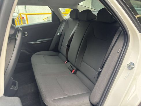Used 2026 Kia K4 FWD image 37