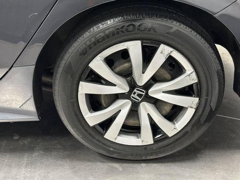 Certified 2022 Honda Civic LX image 19