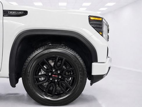 Used 2026 GMC Sierra 1500 Elevation AWD/4WD image 7
