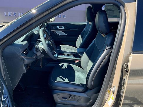 New 2026 Ford Explorer Tremor image 9