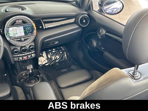 Used 2020 MINI Cooper S image 12