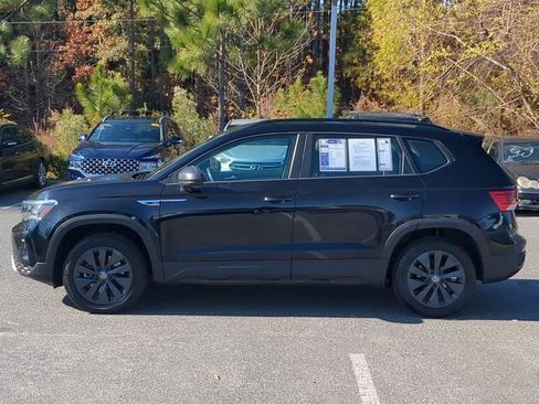 Used 2024 Volkswagen Taos S image 7