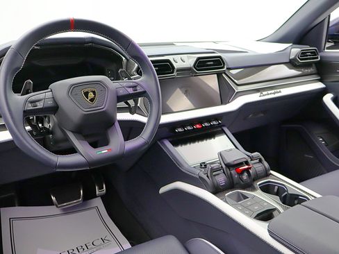 Used 2025 Lamborghini Urus SE AWD/4WD image 31
