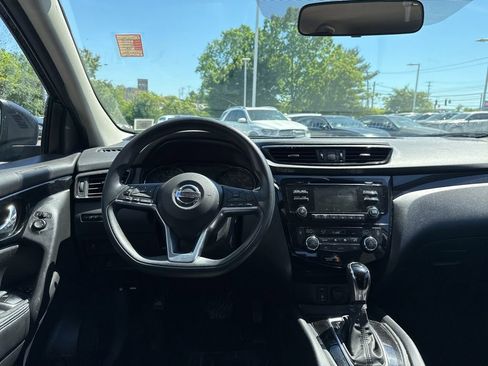 Used 2018 Nissan Rogue Sport SV AWD/4WD image 22