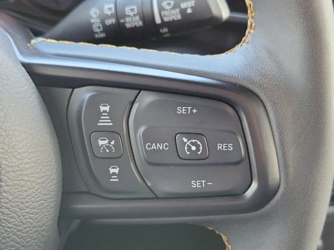 Used 2024 Jeep Wrangler Sport image 13