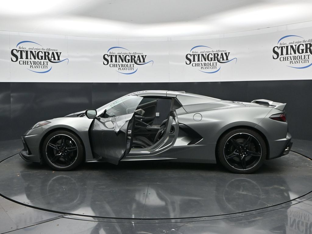 Used 2022 Chevrolet Corvette Stingray Premium Conv w/ Z51 Performance Package RWD image 37