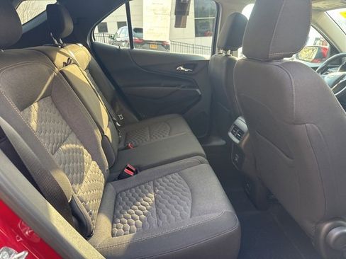Used 2019 Chevrolet Equinox LT w/ Lights and Bright Package image 10