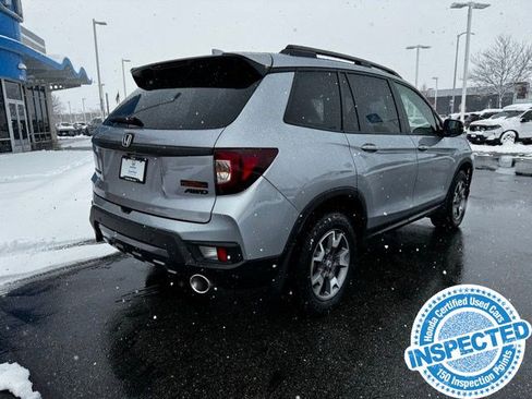 Certified 2023 Honda Passport TrailSport image 5