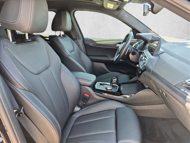 Certified 2024 BMW X4 xDrive30i w/ Premium Package AWD/4WD image 22