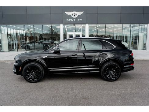 Used 2022 Bentley Bentayga image 5