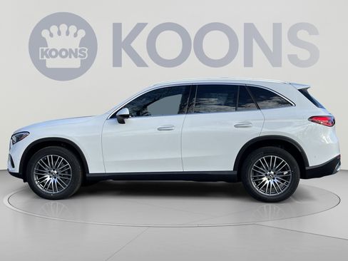 Used 2026 Mercedes-Benz GLC 300 4MATIC image 2
