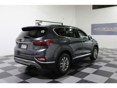 Used 2020 Hyundai Santa Fe SEL image 4
