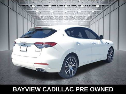Used 2022 Maserati Levante GT AWD/4WD image 6