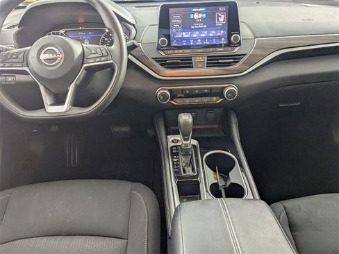 Used 2023 Nissan Altima 2.5 SV image 24