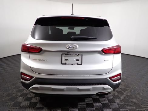 Used 2019 Hyundai Santa Fe SE AWD/4WD image 7