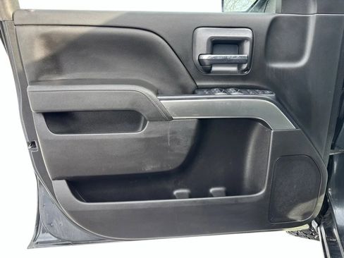 Used 2019 Chevrolet Silverado 1500 LT w/ All Star Edition image 21