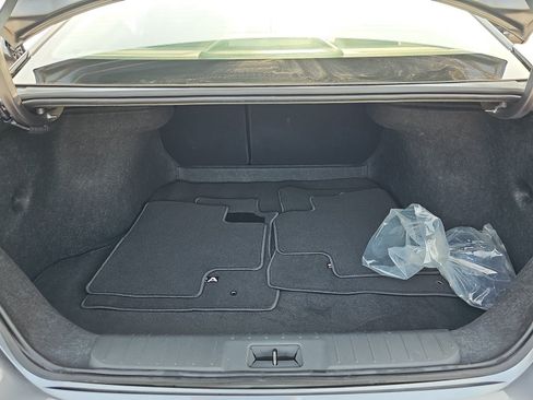 Used 2025 Nissan Sentra SV w/ All-Weather Package FWD image 25