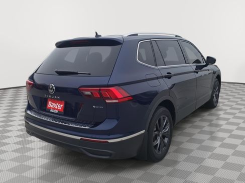 Used 2022 Volkswagen Tiguan SE AWD/4WD image 15