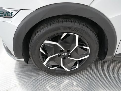 Used 2024 Hyundai Ioniq 5 SEL RWD image 18