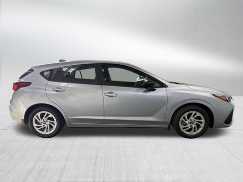 Certified 2025 Subaru Impreza 2.0i image 8