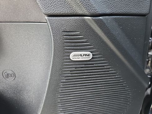 Used 2022 Dodge Challenger R/T Scat Pack RWD image 17