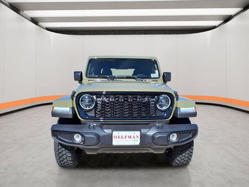 New 2025 Jeep Gladiator Willys image 2