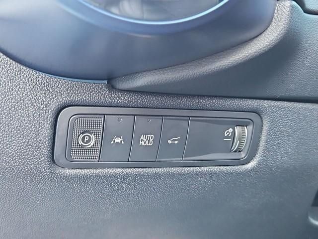 Used 2026 Chevrolet Equinox EV LT w/ Convenience Package II FWD image 17