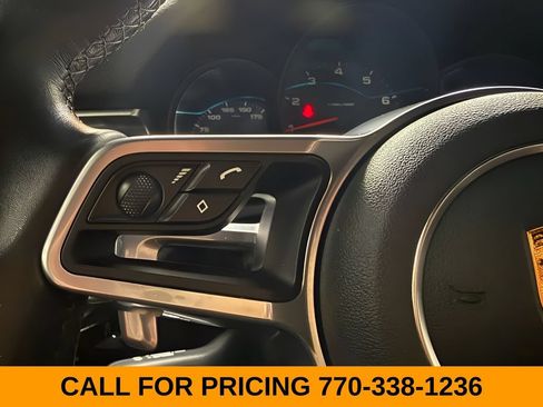 Used 2020 Porsche Macan AWD/4WD image 18